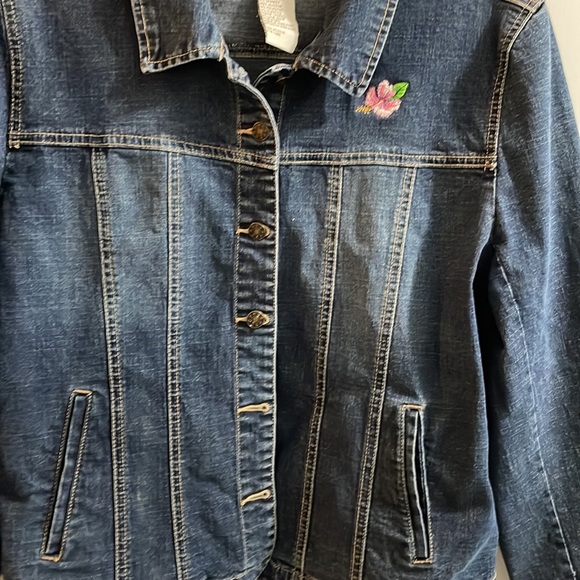 A.M.I. Jean Jacket - Picture 5 of 6